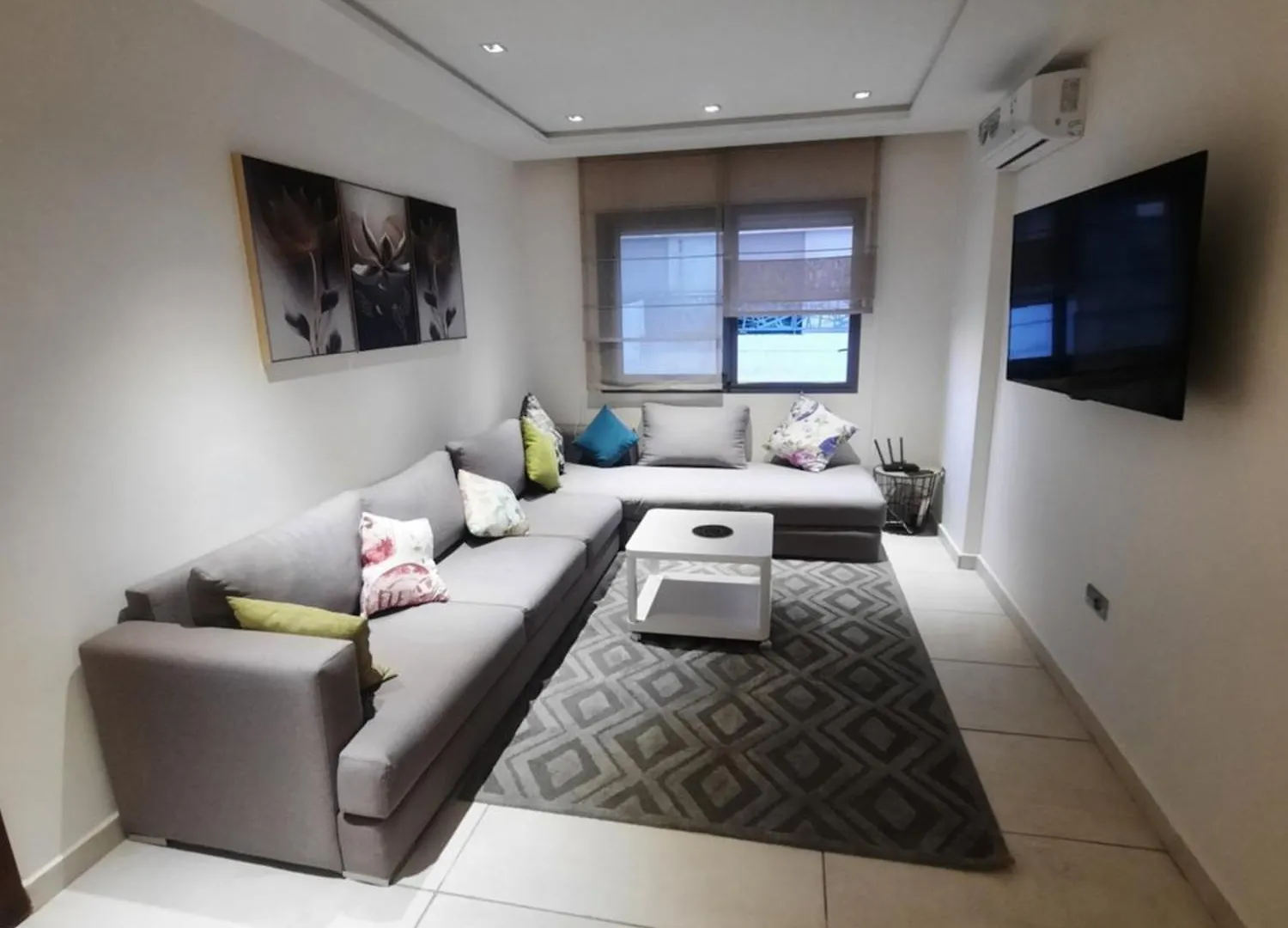 Apartment Chaimae Raji Casablanca Marokko